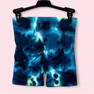 Blue Tie-Dye Biker Shorts With Butt Scrunch